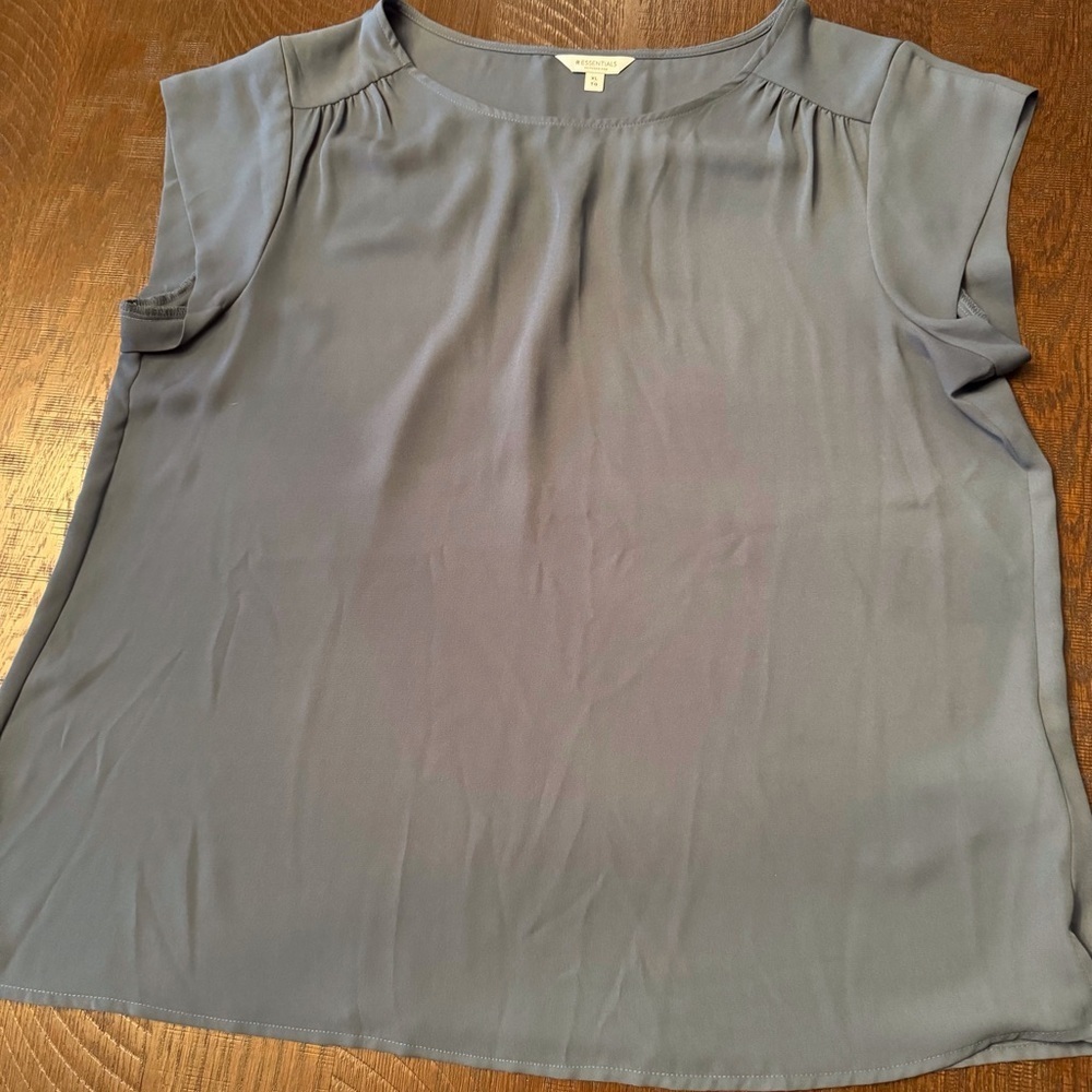 R Essentials Sleeveless Crew Neck Blouse